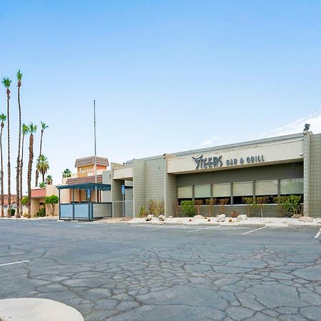 Royal Plaza Inn Indio Luaran gambar
